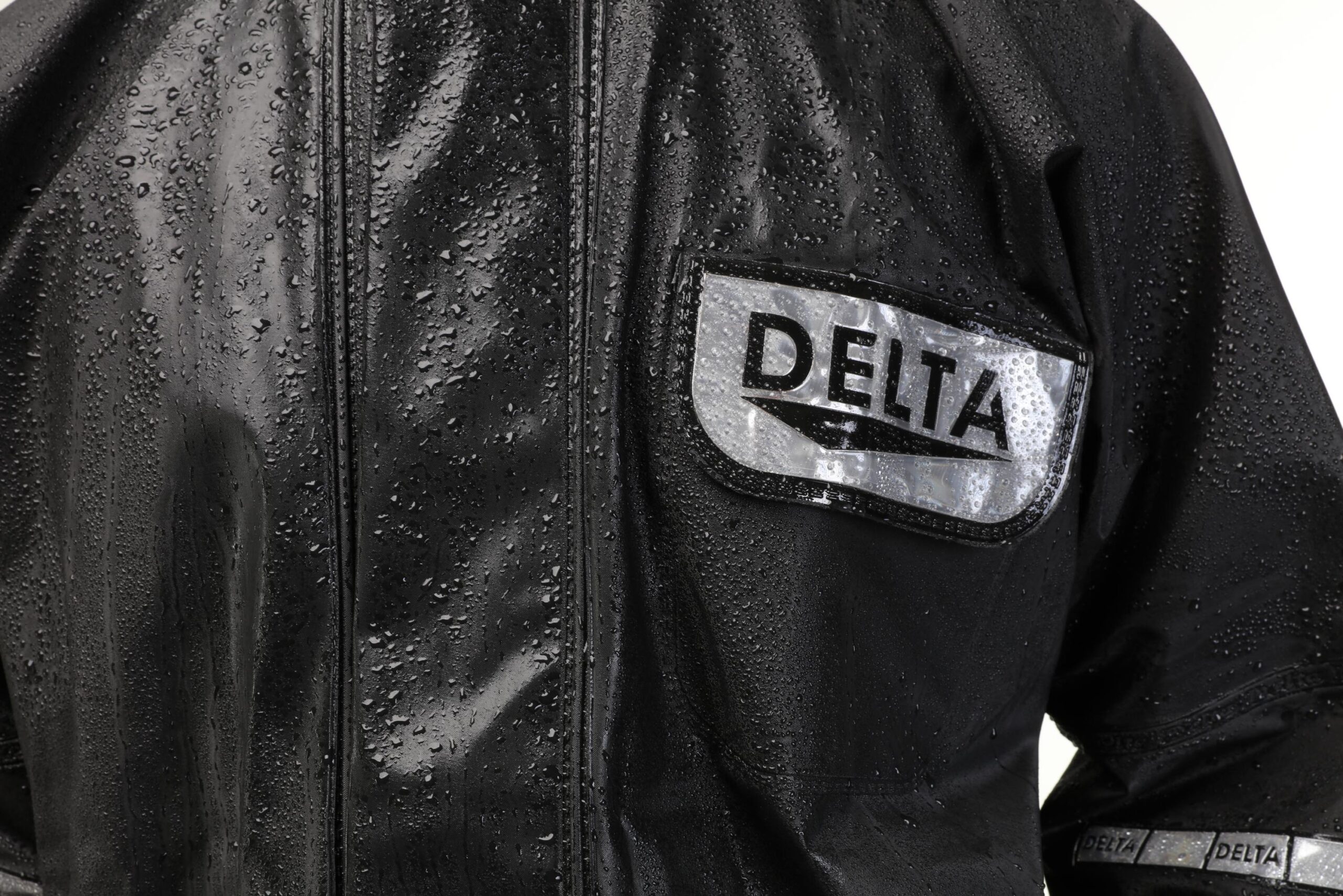  Detalhes refletivos das Capas Delta